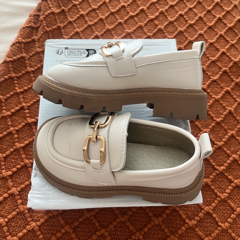 Girls Loafer Dress Shoes